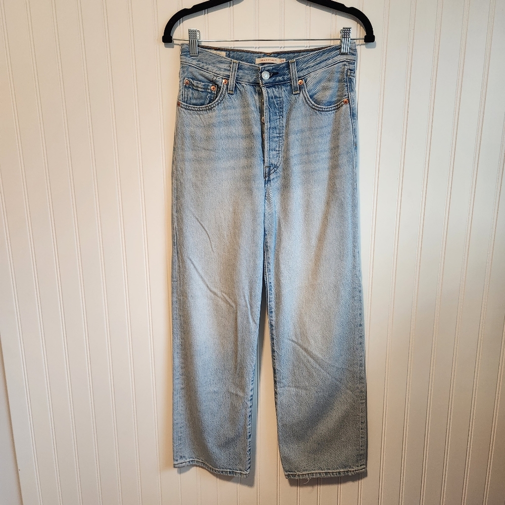LEVI'S Light Blue Wash Ribcage Straight Button Front Denim Jeans 27/4